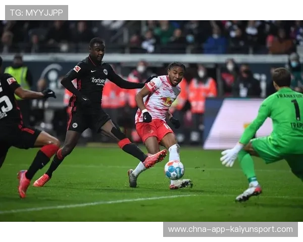 曼联准备赢下法甲天才争夺战，足球豪门的野心再度崛起